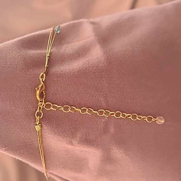 Napier Necklace and Earring Set - Picture 6 of 6